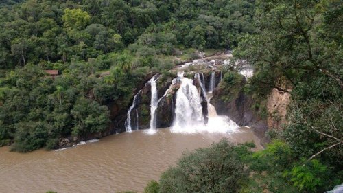 ÁGUAS TERMAIS - NOVA PRATA - 03/2017